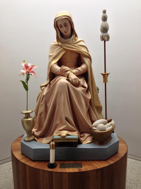 Statue of Mater at Colegio Guadalajara del Sagrado Corazón in Guadalajara, México