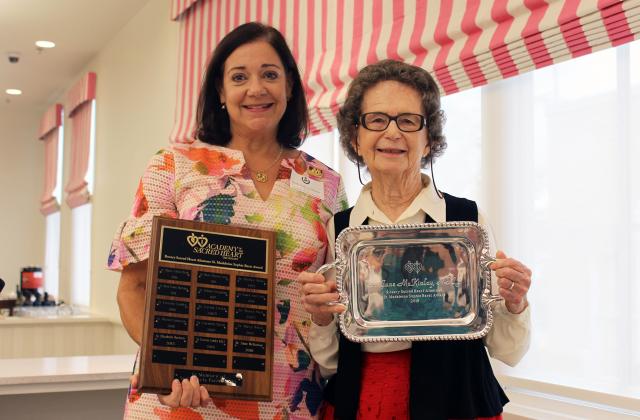 Sister McKinlay receives the St. Madeline Sophie Barat Award from Beth Talbot Dienes '79, Rosary Sacred Heart Alumnae Association President