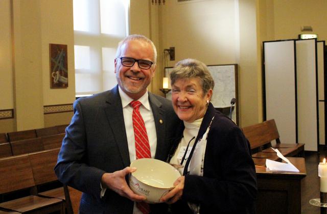 Head of Schools Nat Wilburn and Nancy Kehoe, RSCJ, PhD ASH'55